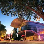 Hampton By Hilton Centre, France 图尔