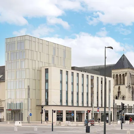 Hampton By Hilton Centre, France Hotel 3*