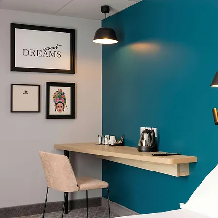 Hampton By Hilton Centre, France Тур