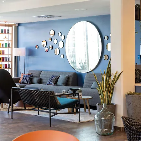 Szálloda Hampton By Hilton Centre, France 3*