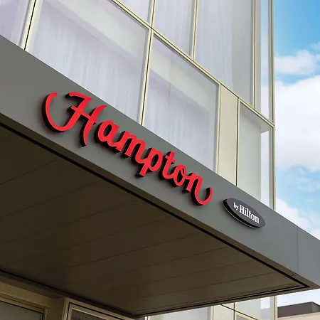 Hampton By Hilton Centre, France
