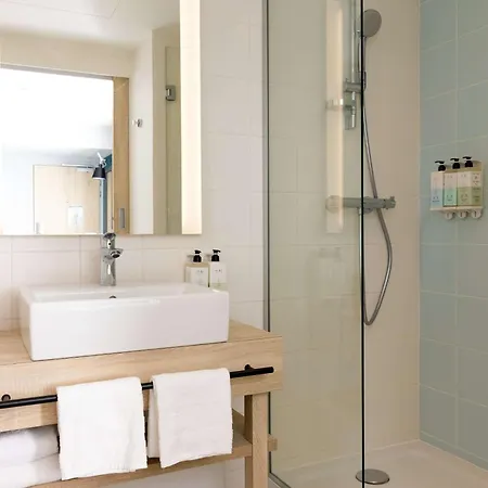 Szálloda Hampton By Hilton Centre, France 3*
