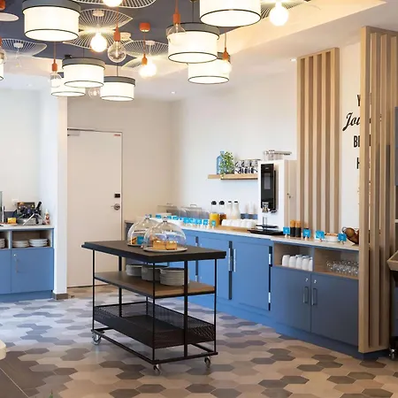 Szálloda Hampton By Hilton Centre, France 3*