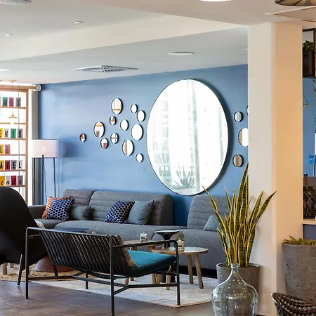 Hampton By Hilton Centre, France Szálloda 3*