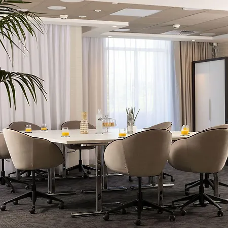 Hotel Hampton By Hilton Centre, France Tours