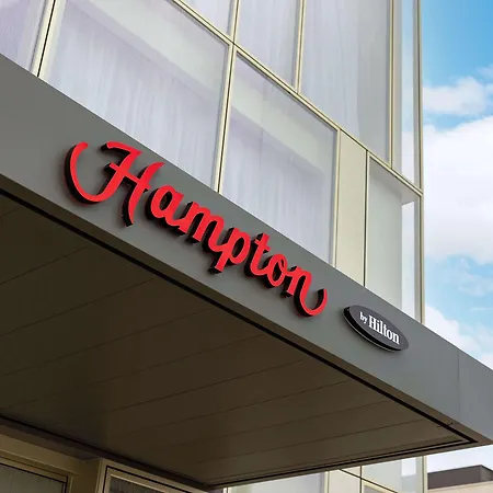 Hampton By Hilton Centre, France Hotel 3*