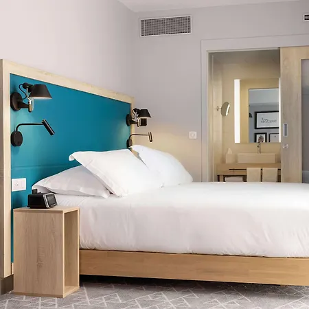 Hampton By Hilton Centre, France