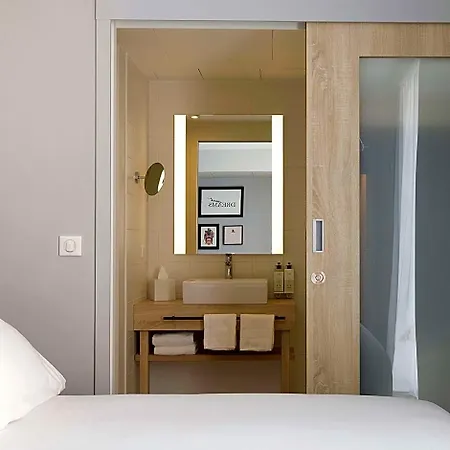 Hampton By Hilton Centre, France 3* Tours