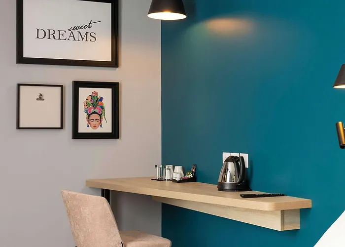 Hampton By Hilton Centre, France 图尔